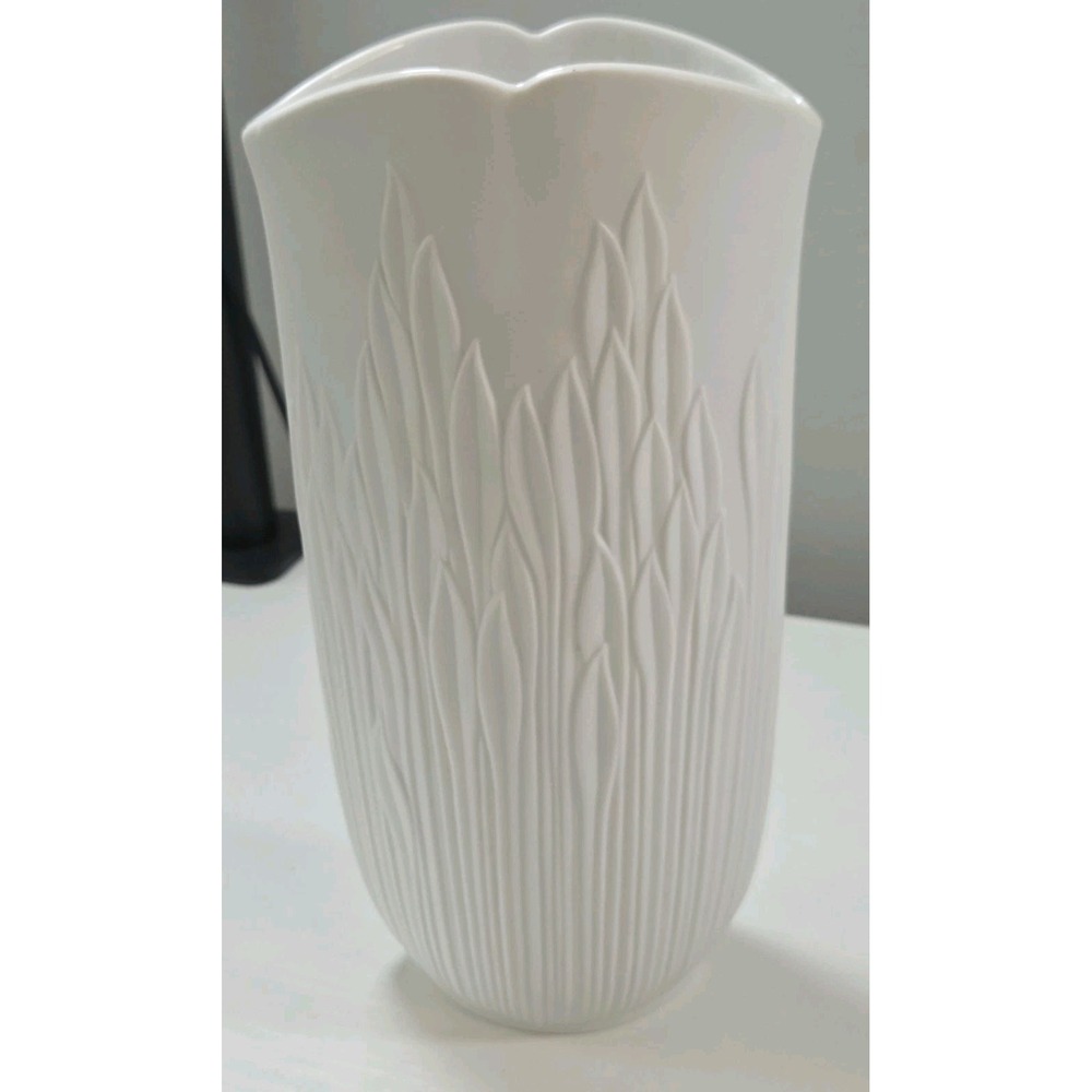 AK Kaiser White Matte Porcelain Vase Grass Leaf Pattern Made in Germany Signed